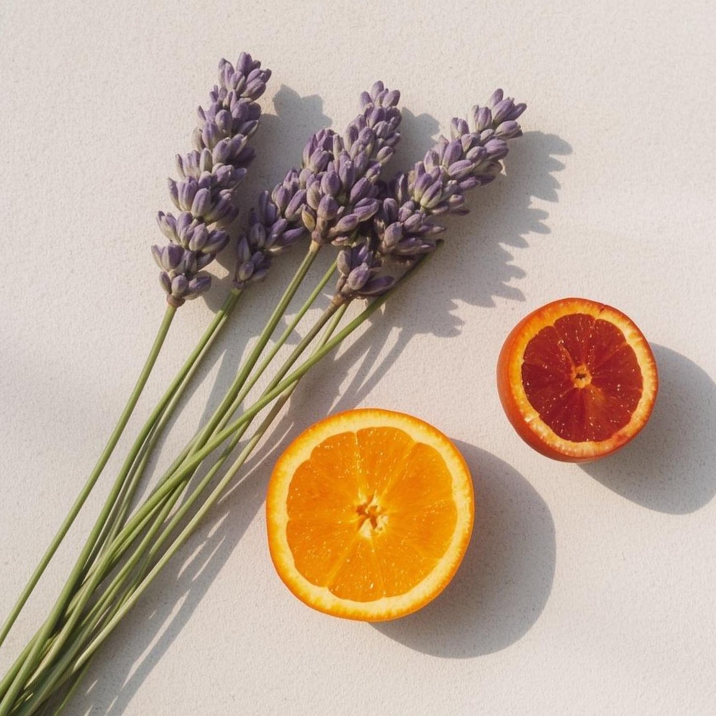 ätherische Öle von Lavendel, Blutorange und Benzoe